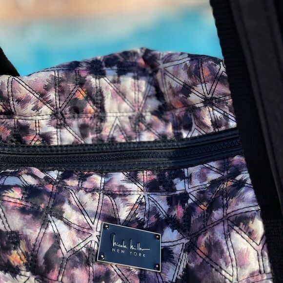 COPY - Nicole Miller City Life Leopard Print Medium Weekend Travel Bag - Picture 8 of 12